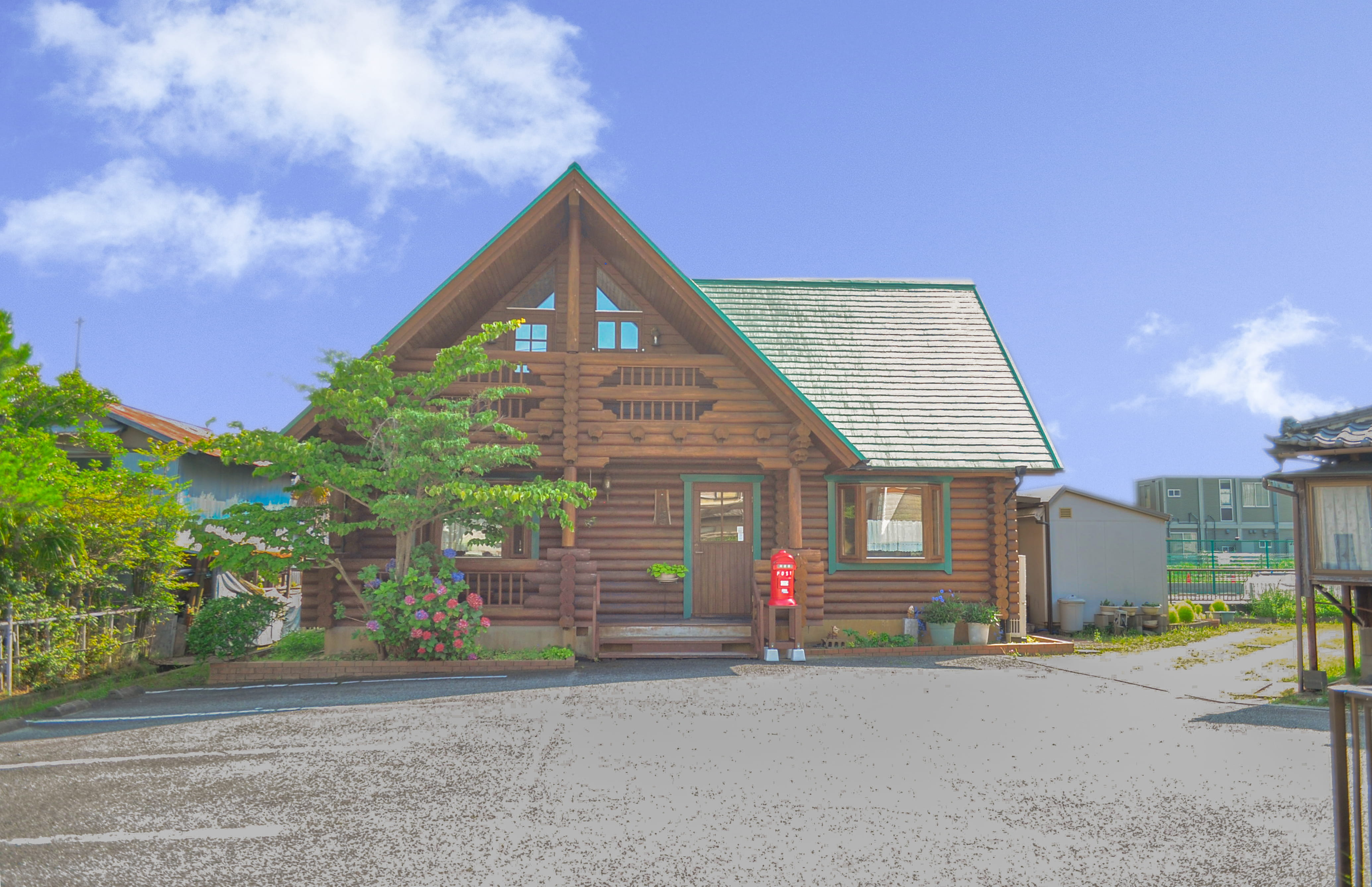 Wood Cafe 人と木 外観